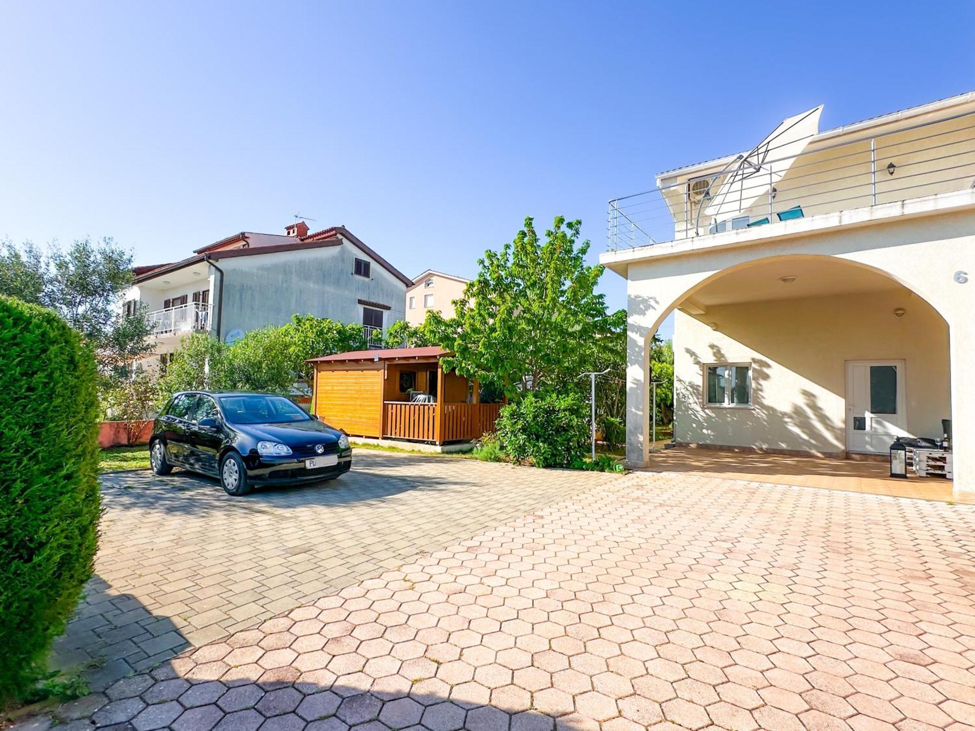 Sunside Apartments Пула Екстериор снимка