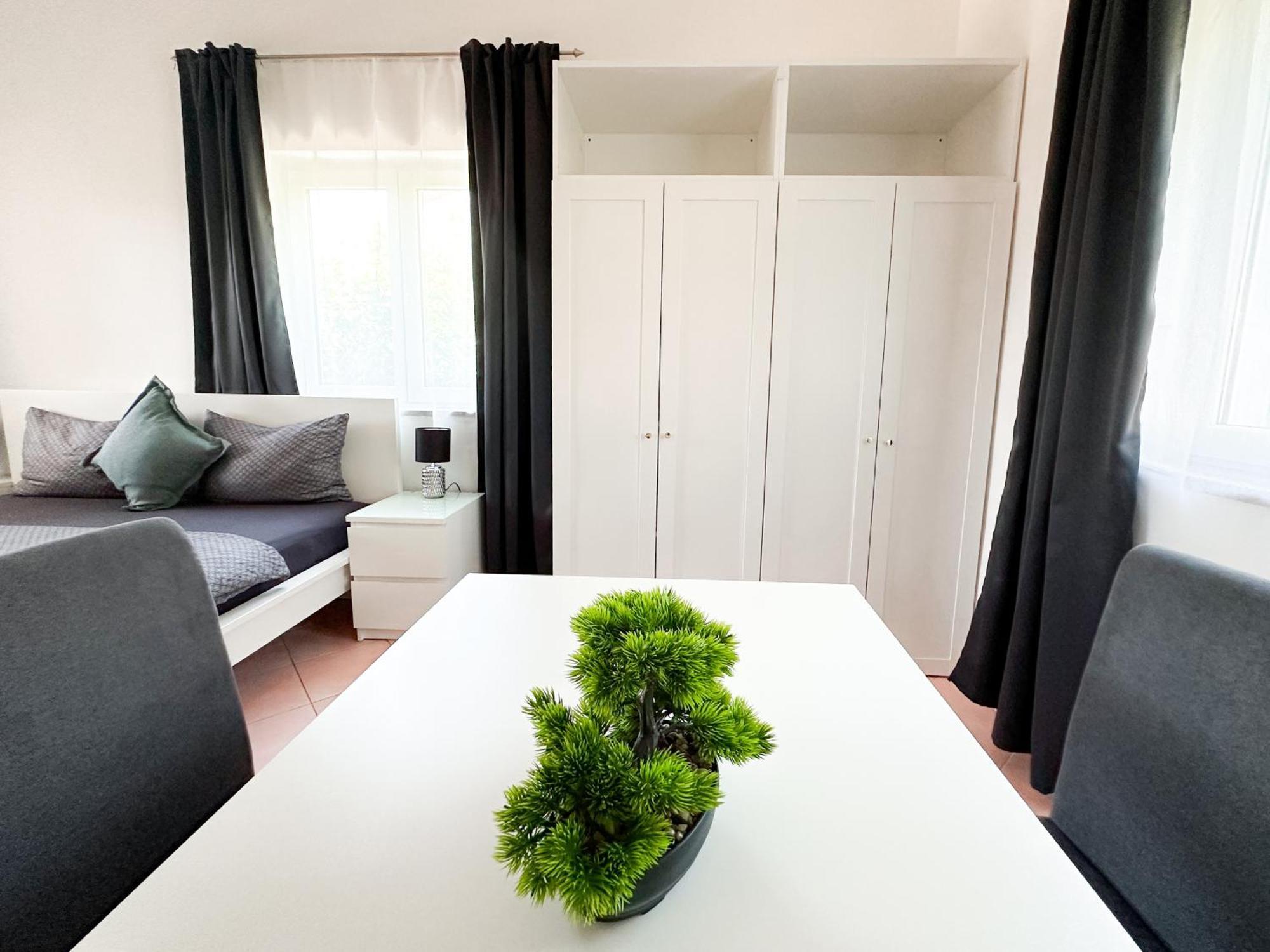 Sunside Apartments Пула Екстериор снимка